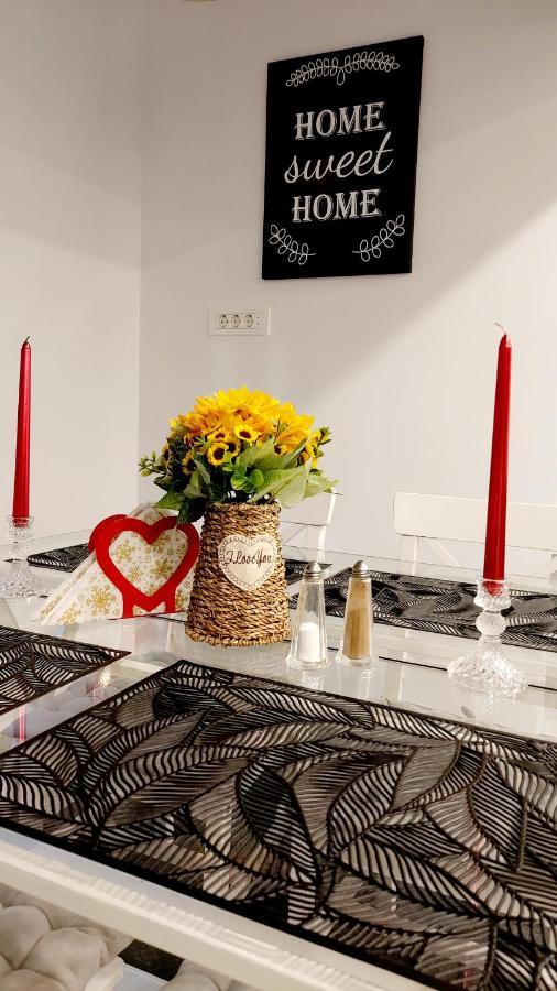 דירות סוסאבה La Fluturi Apartament מראה חיצוני תמונה