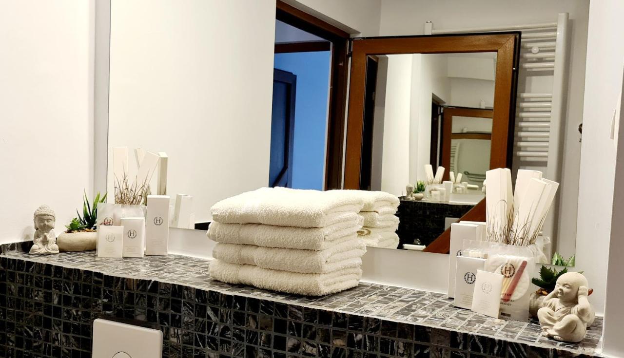 דירות סוסאבה La Fluturi Apartament מראה חיצוני תמונה